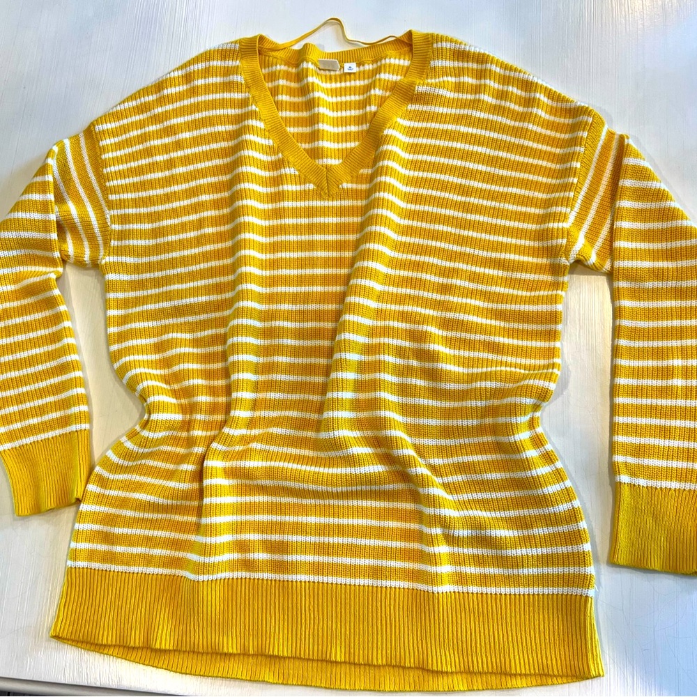 Women’s Yellow & white stripped sweater